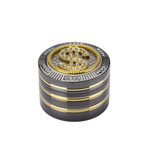 Visuel du grinder dollar bling bling provenant de la marque CHAMP HIGH et vendu chez CBDeer. Un grinder de luxe équipé de 28 dents en losanges qui permettent de broyer efficacement vos fleurs.